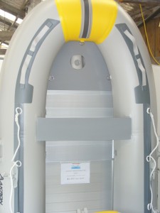 Example of an alloy floor inflatable boat for sale